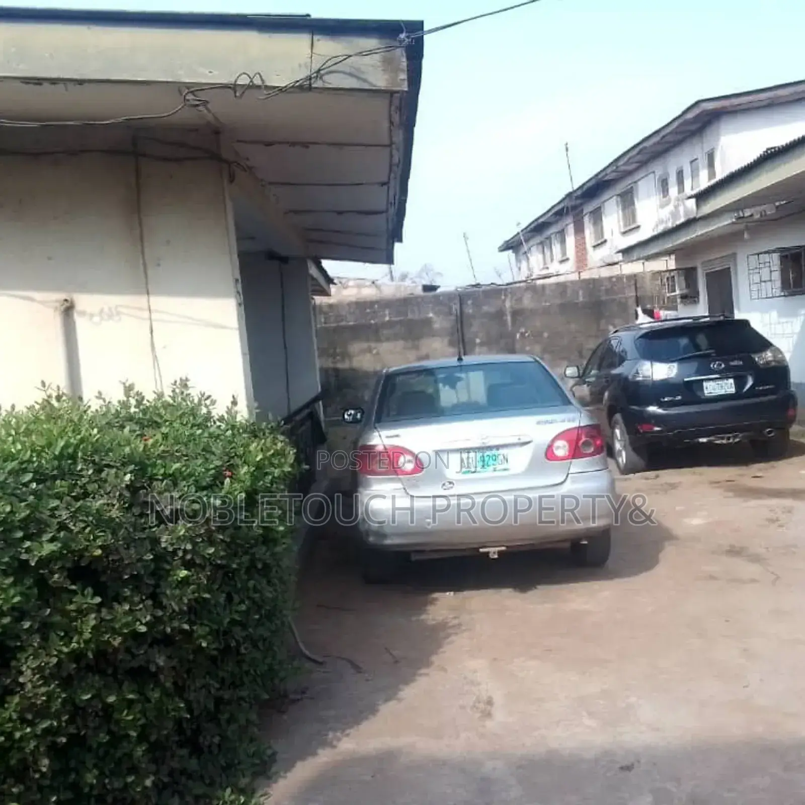 3bdrm Bungalow in Egbeda Lagos for sale in Egbeda