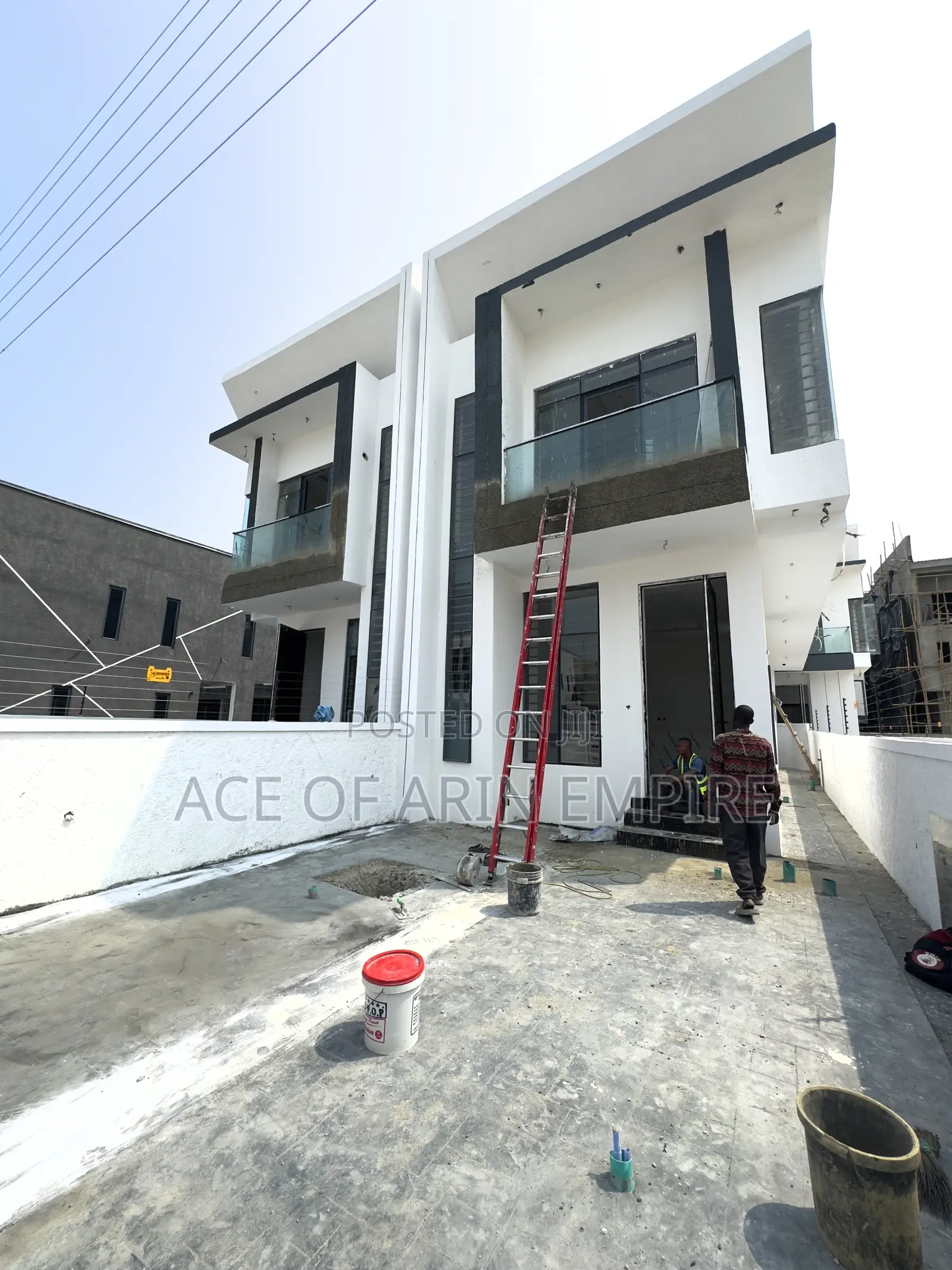 4bdrm Duplex in Ikota for sale in Ikota