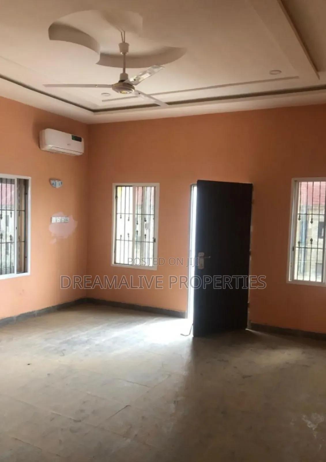 4bdrm Duplex in An Estate, Ushafa for sale in Ushafa