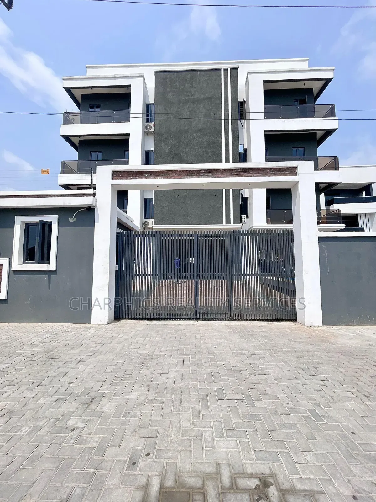 2bdrm Apartment in Ikate for sale in Ikate