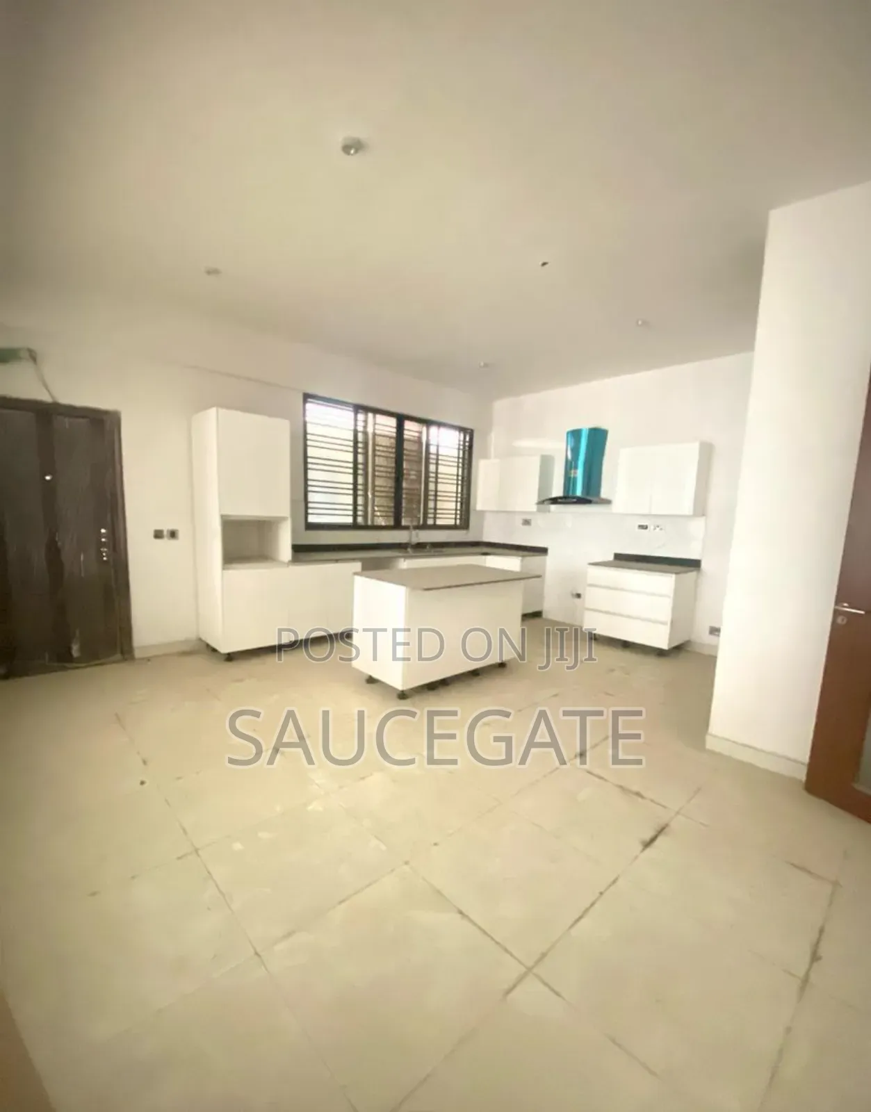 5bdrm Duplex in Lekki Phase 1 for rent in Lekki
