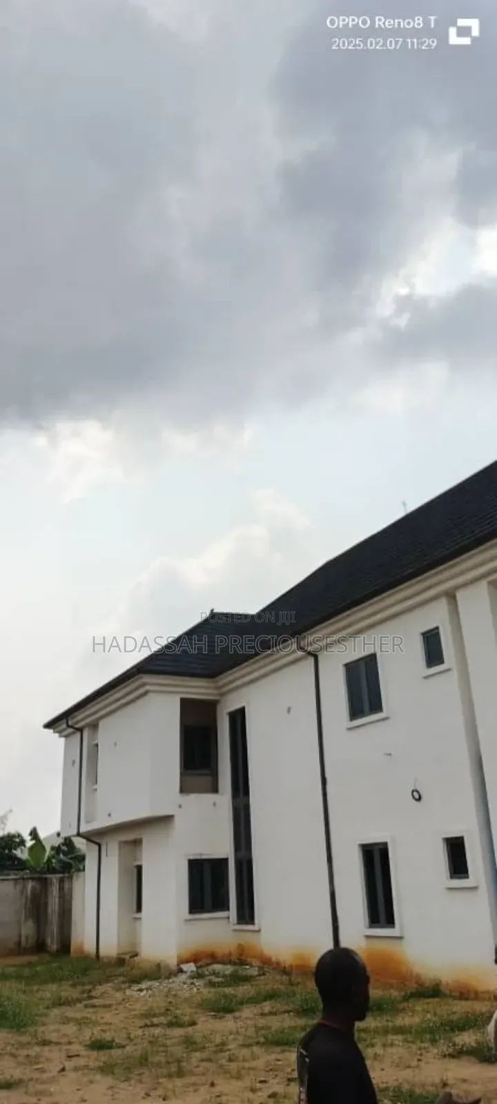 6bdrm Duplex in Nelson Mandela, Uyo, for sale in Uyo