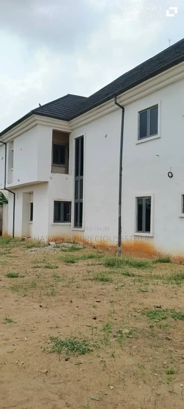6bdrm Duplex in Nelson Mandela, Uyo, for sale in Uyo
