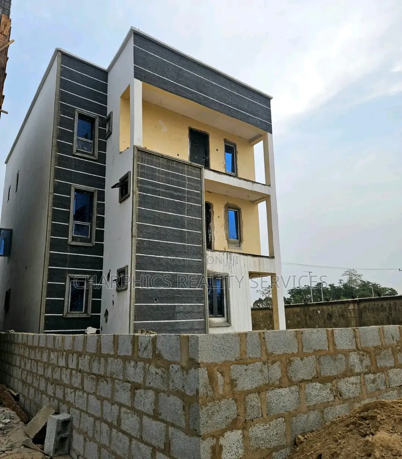 5bdrm Duplex in Gudu for sale in Gudu