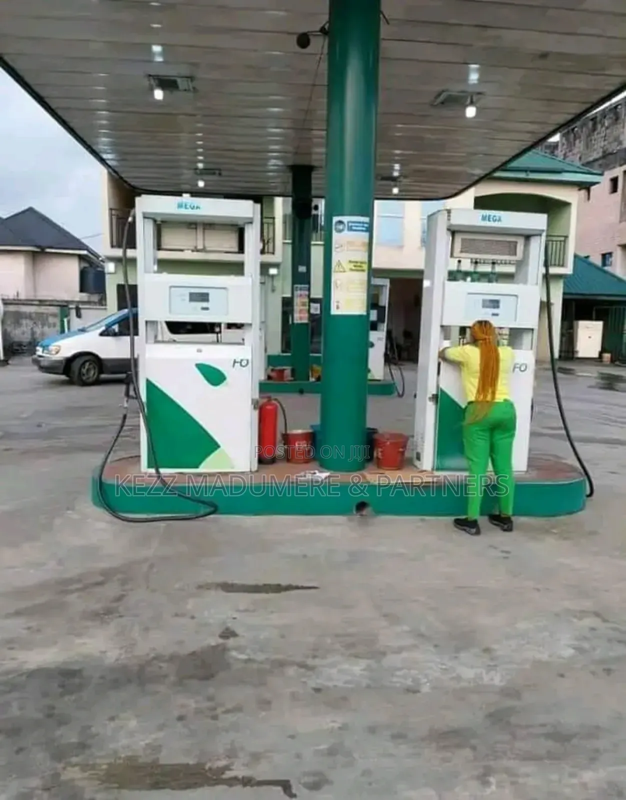 For Sale : Functional Filling Station, in Ph in Port-Harcourt
