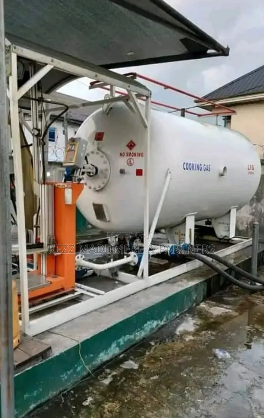 For Sale : Functional Filling Station, in Ph in Port-Harcourt