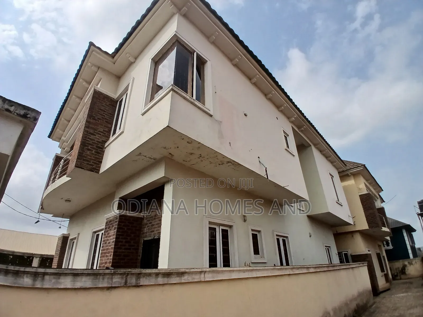 10bdrm Duplex in Royal Quarters,, Akala Express for sale in Akala Express