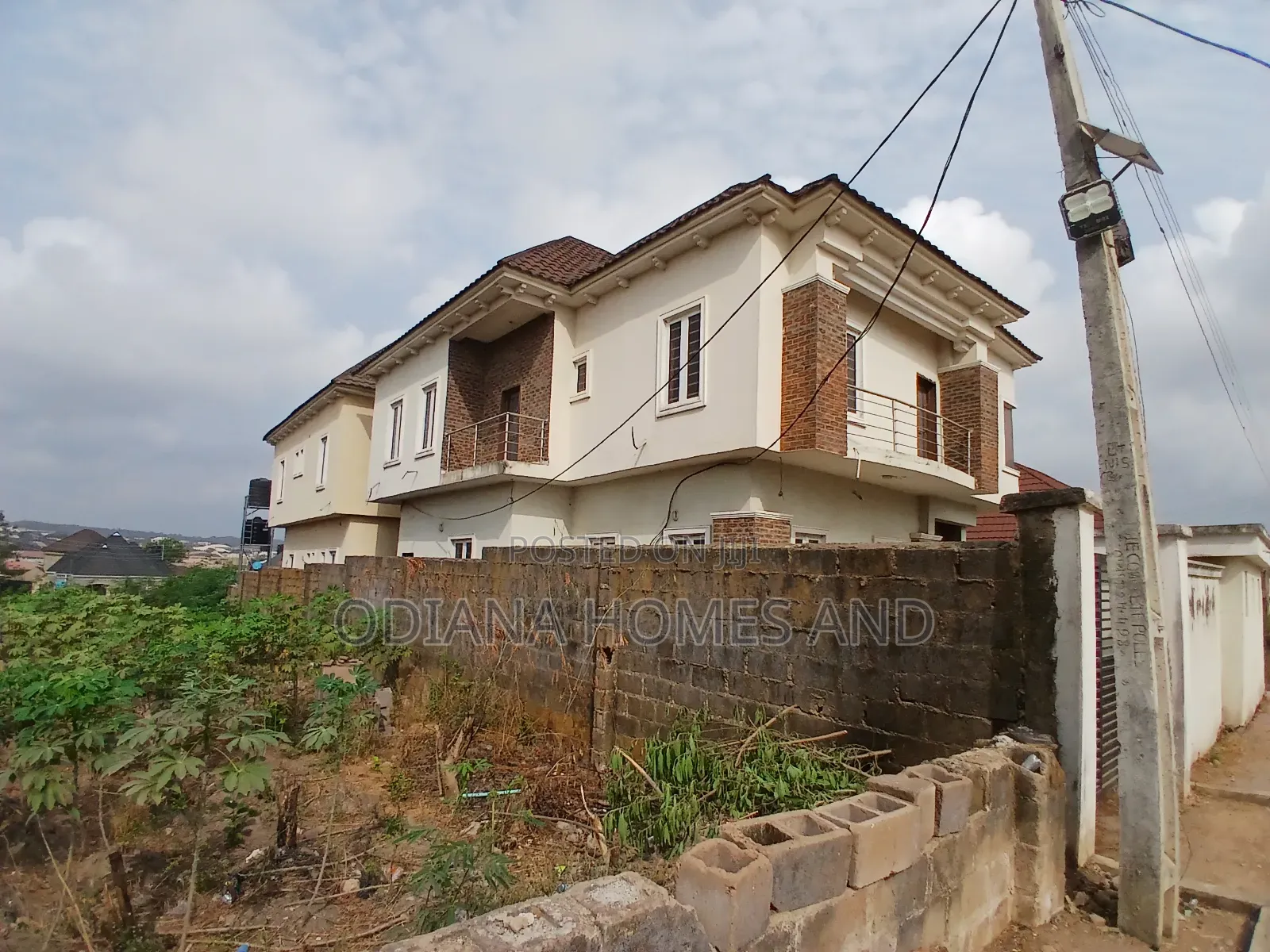 10bdrm Duplex in Royal Quarters,, Akala Express for sale in Akala Express