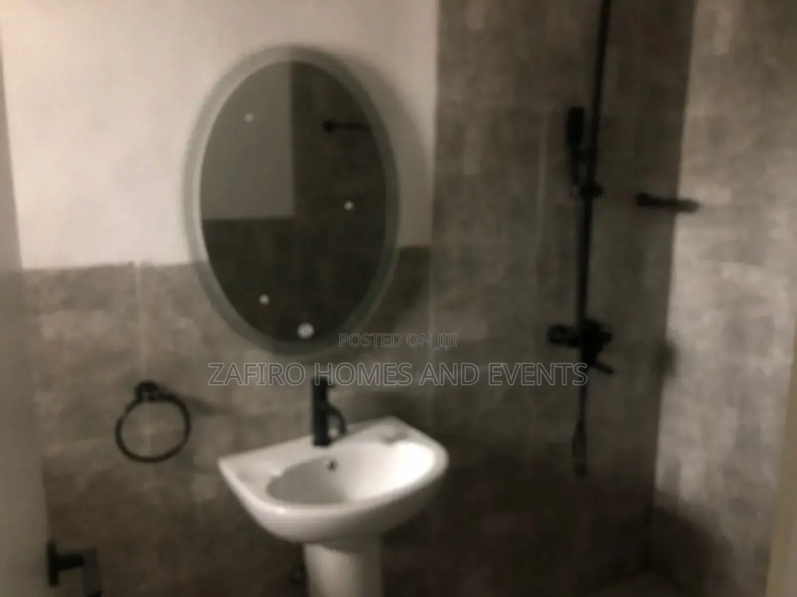 Furnished 4bdrm Duplex in Jericho Gra for sale in Jericho