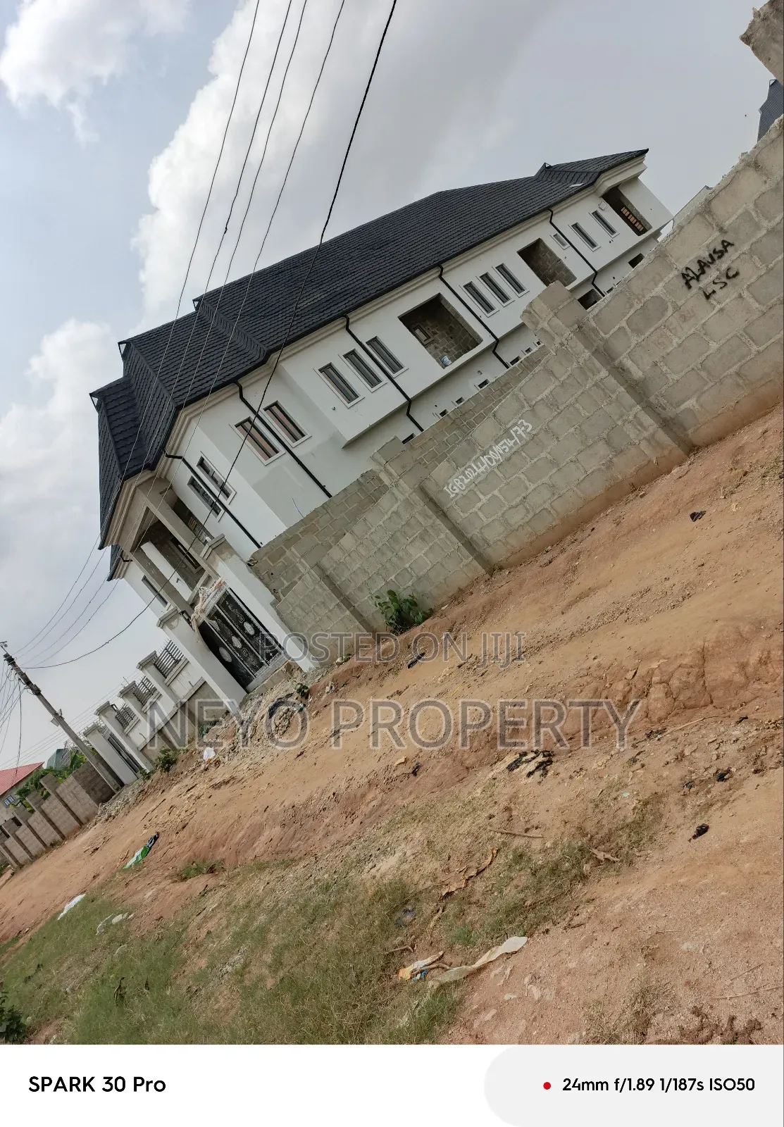 Family Deed Hayi in Igbogbo