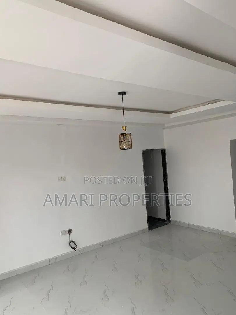 3bdrm Block of Flats in Majek, Sangotedo for rent in Sangotedo