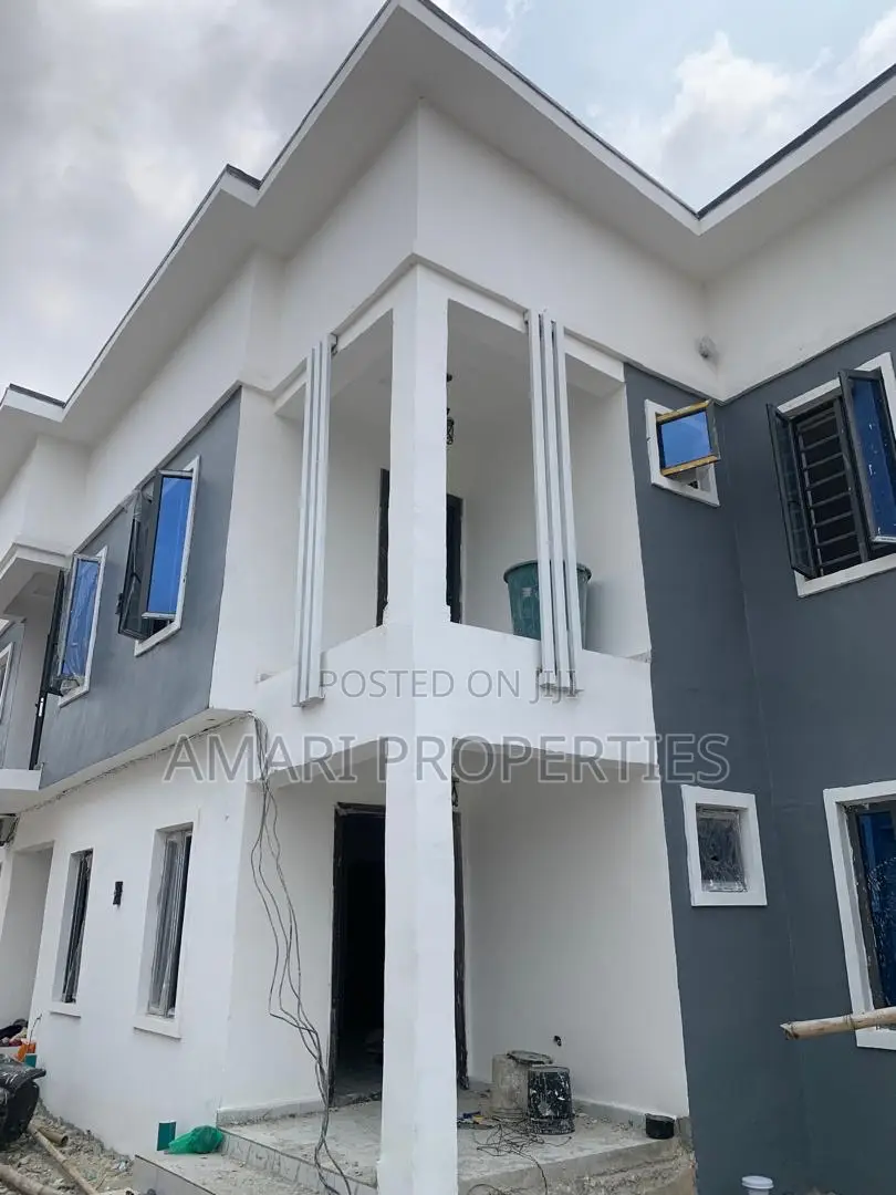 3bdrm Block of Flats in Majek, Sangotedo for rent in Sangotedo