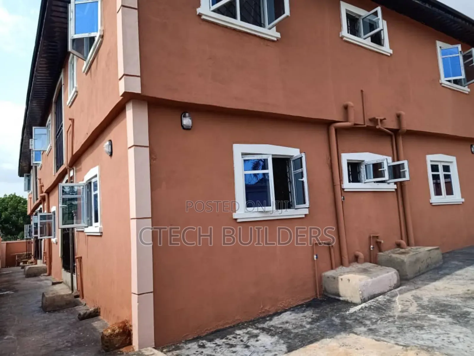 3bdrm Block of Flats in Benin City for sale in Benin City