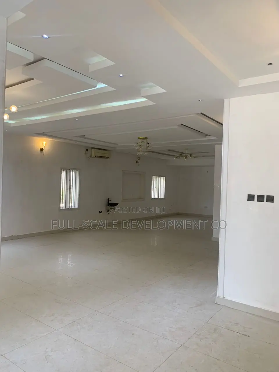 5bdrm House in 5-Bedroom Fully, Life Camp for sale in Life Camp