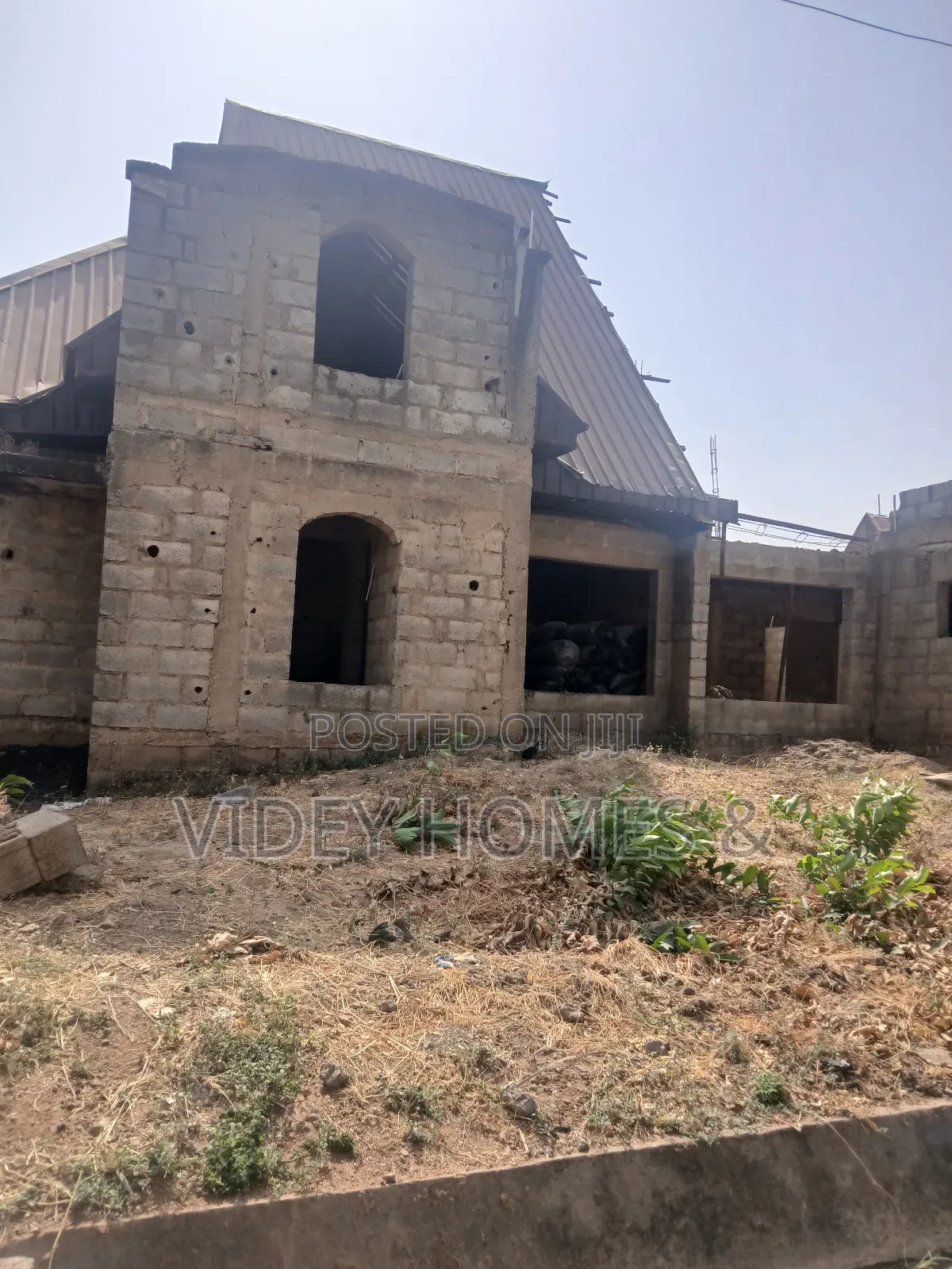 3bdrm Penthouse in Lavista Estate, Galadimawa for sale in Galadimawa