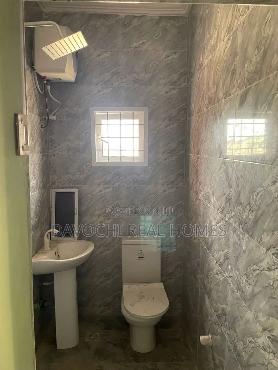 3bdrm Apartment in Ogombo, Ajah for rent in Ogombo