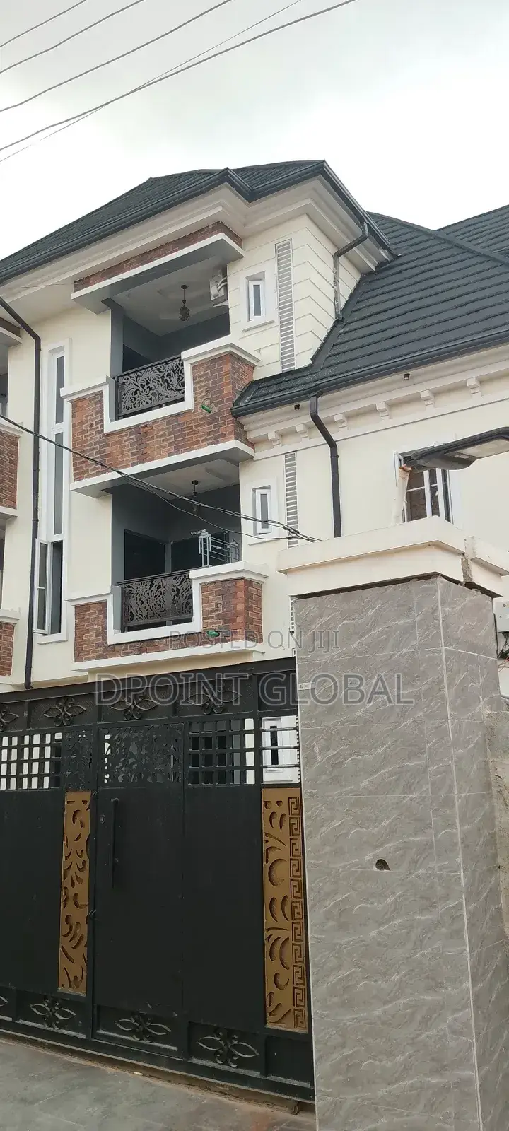 11bdrm Block of Flats in P&T, Boys Town for sale in Boys Town