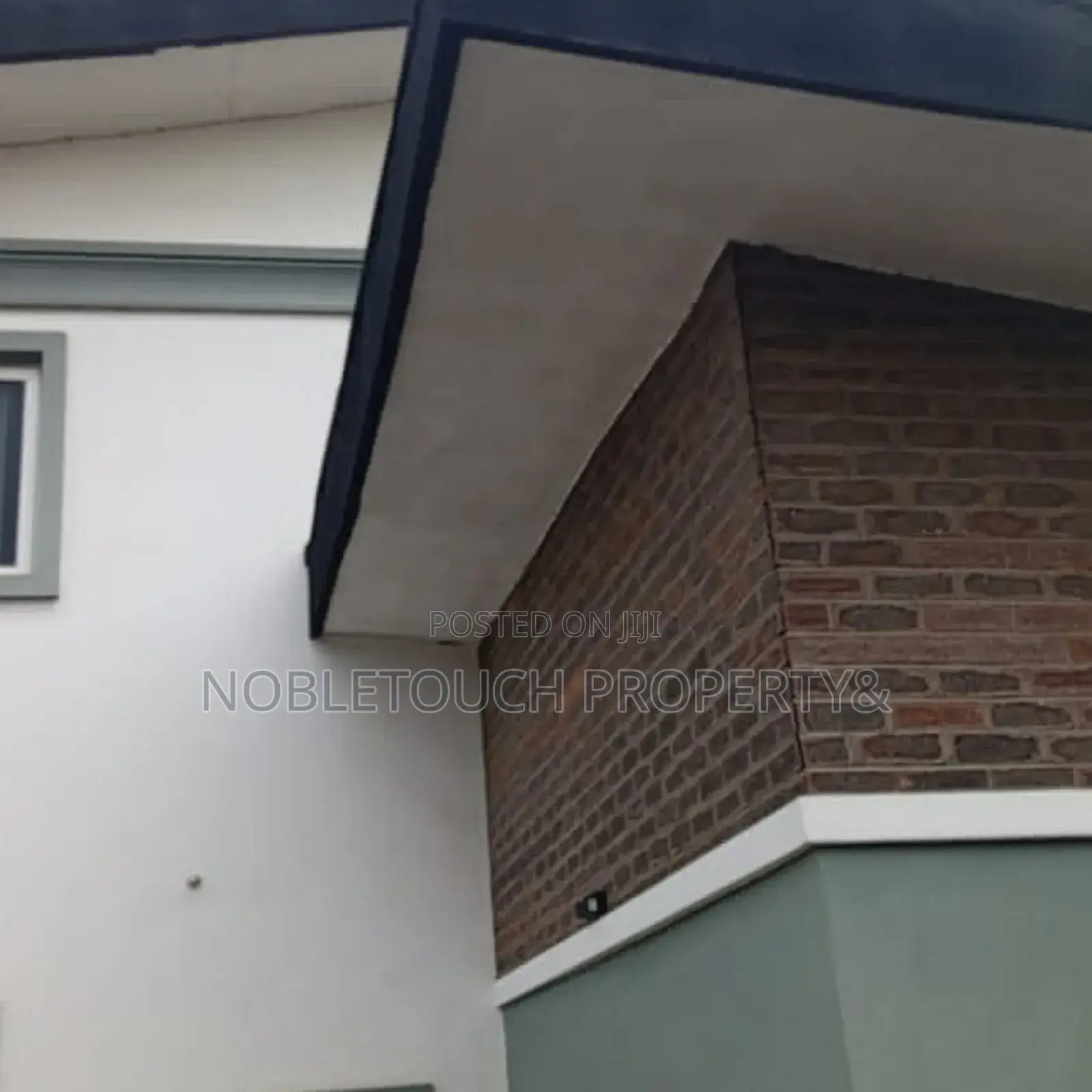 5bdrm Duplex in Adewale Kuku Street, for sale in Gbagada