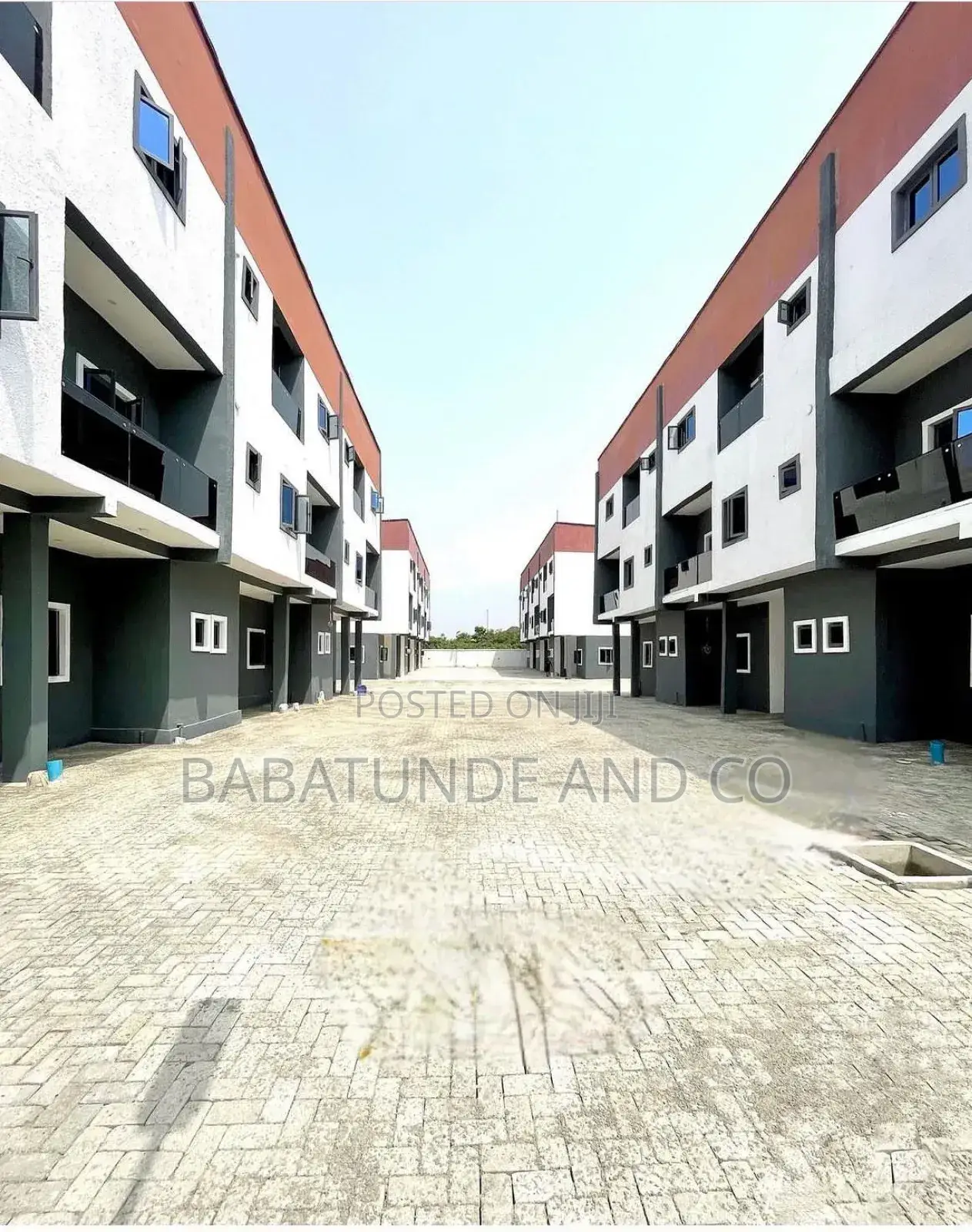 5bdrm Duplex in Jp Estate for sale in Lekki Gardens Estate