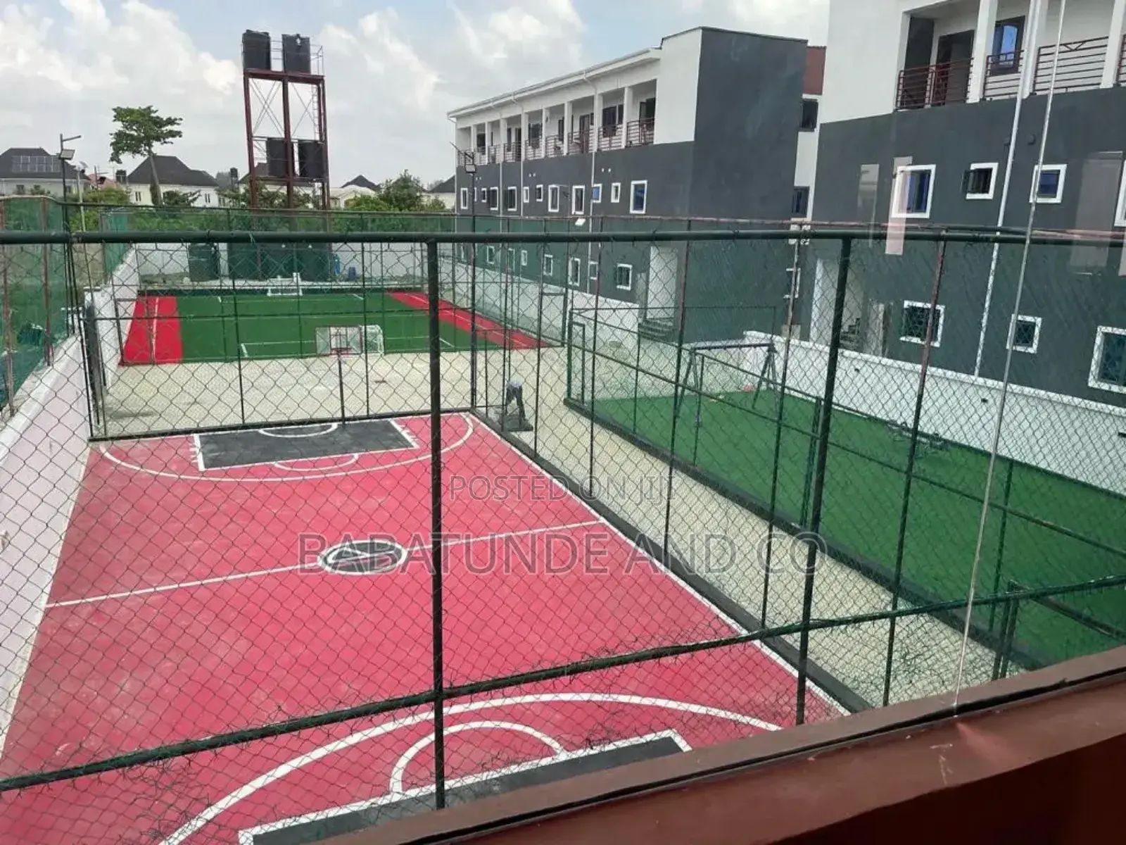 5bdrm Duplex in Jp Estate for sale in Lekki Gardens Estate