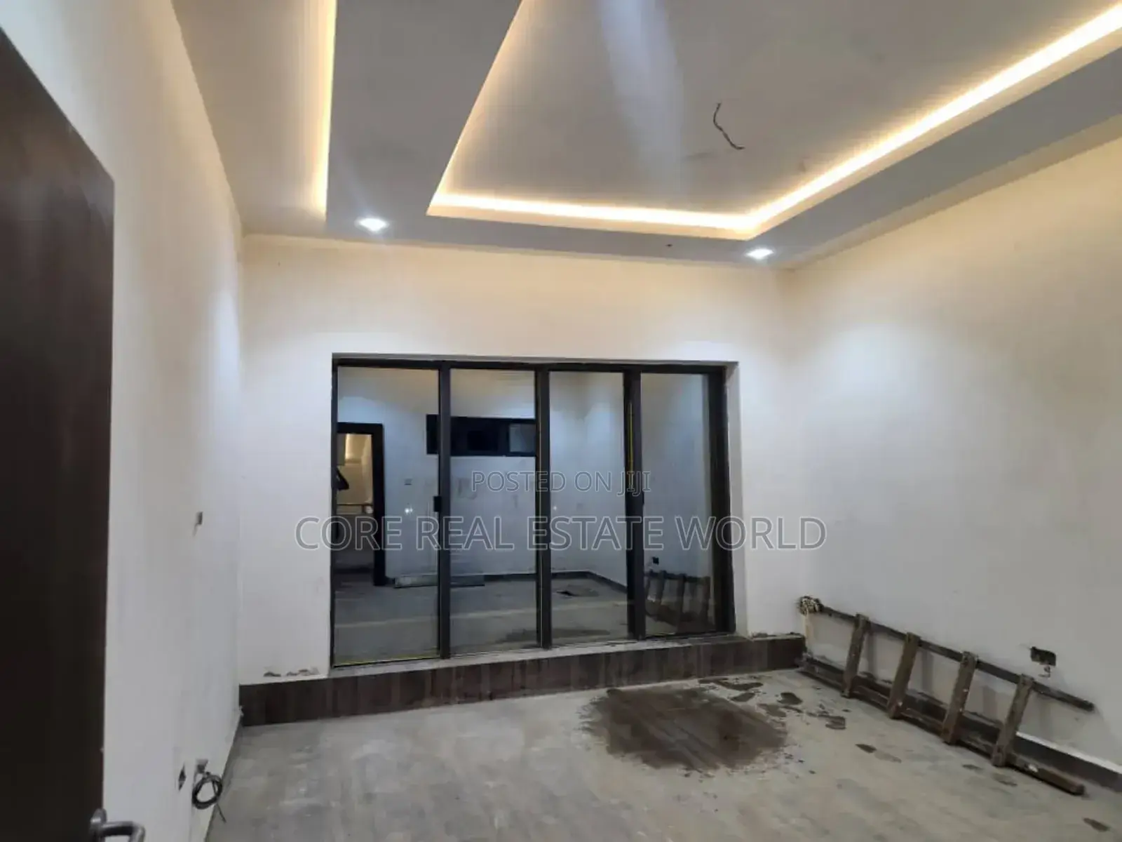 5bdrm House in Max Court Estate, Ado / Ajah for sale in Ado / Ajah