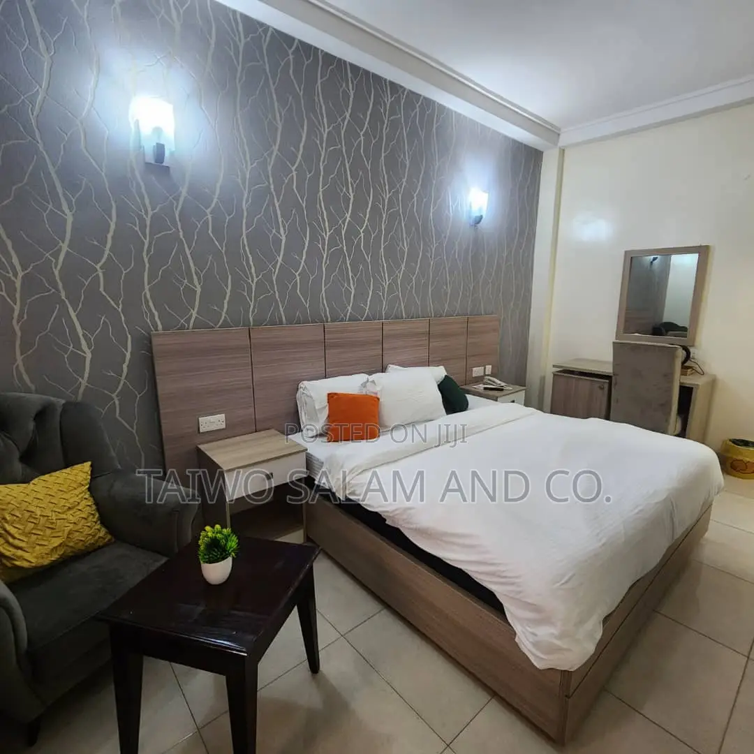 Newly Built Functioning 25 Rooms Hotel in Jericho