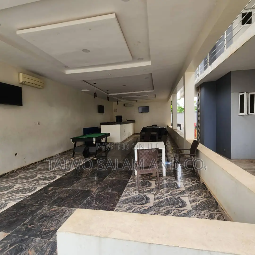 Newly Built Functioning 25 Rooms Hotel in Jericho