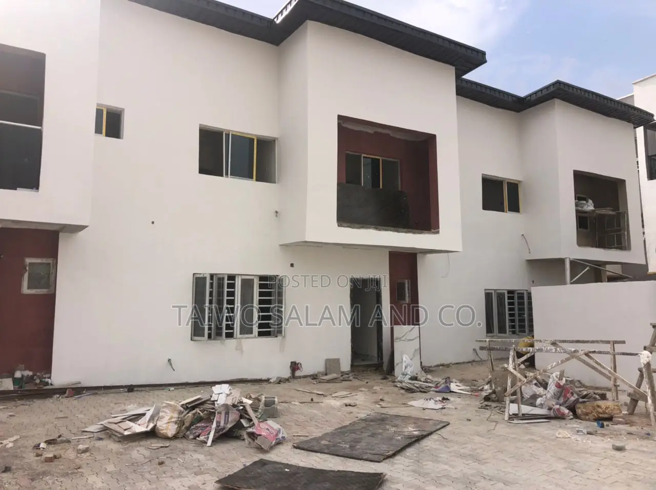 4bdrm Townhouse/Terrace in Iyanganku for sale in Iyanganku