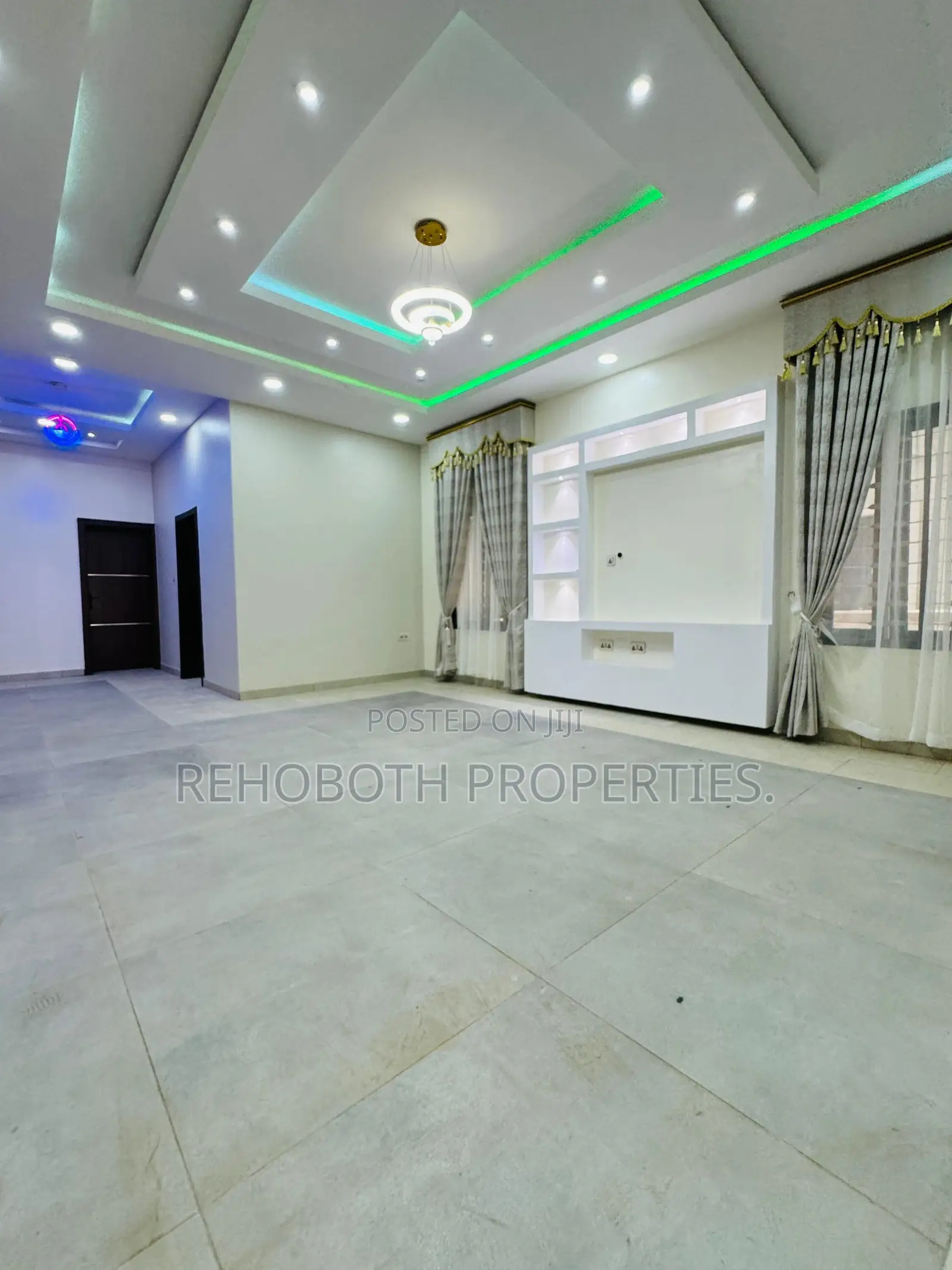 8bdrm Duplex in Lere Adigun Gra, Ibadan for rent in Ibadan