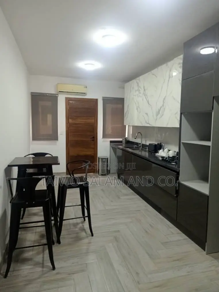 Furnished 4bdrm Duplex in Jericho for sale in Jericho