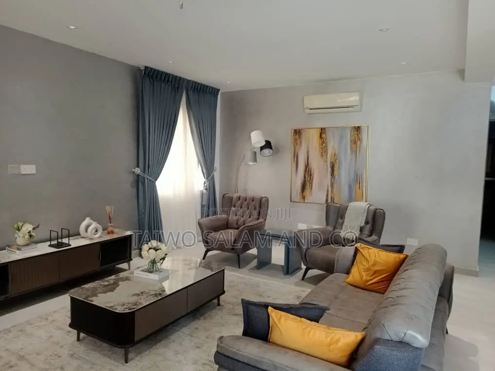 Furnished 4bdrm Duplex in Jericho for sale in Jericho