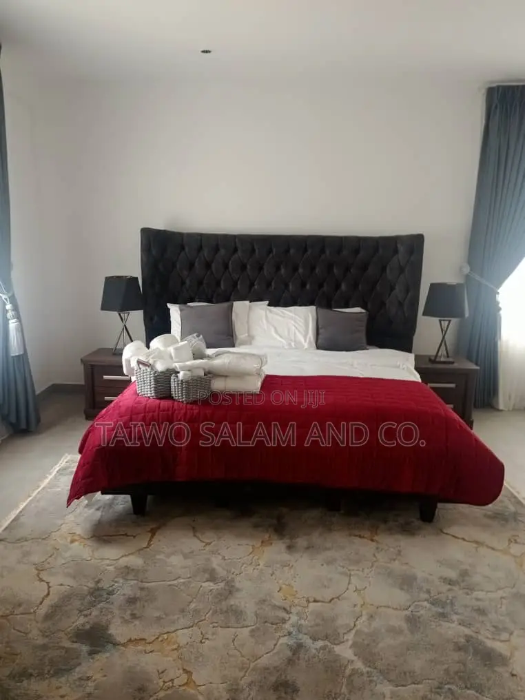 Furnished 4bdrm Duplex in Jericho for sale in Jericho