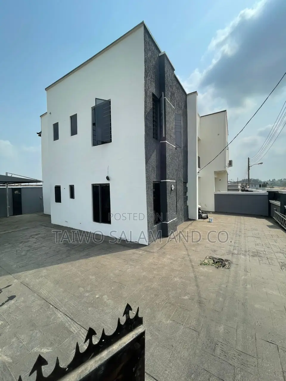 3bdrm Duplex in Akobo for sale in Akobo
