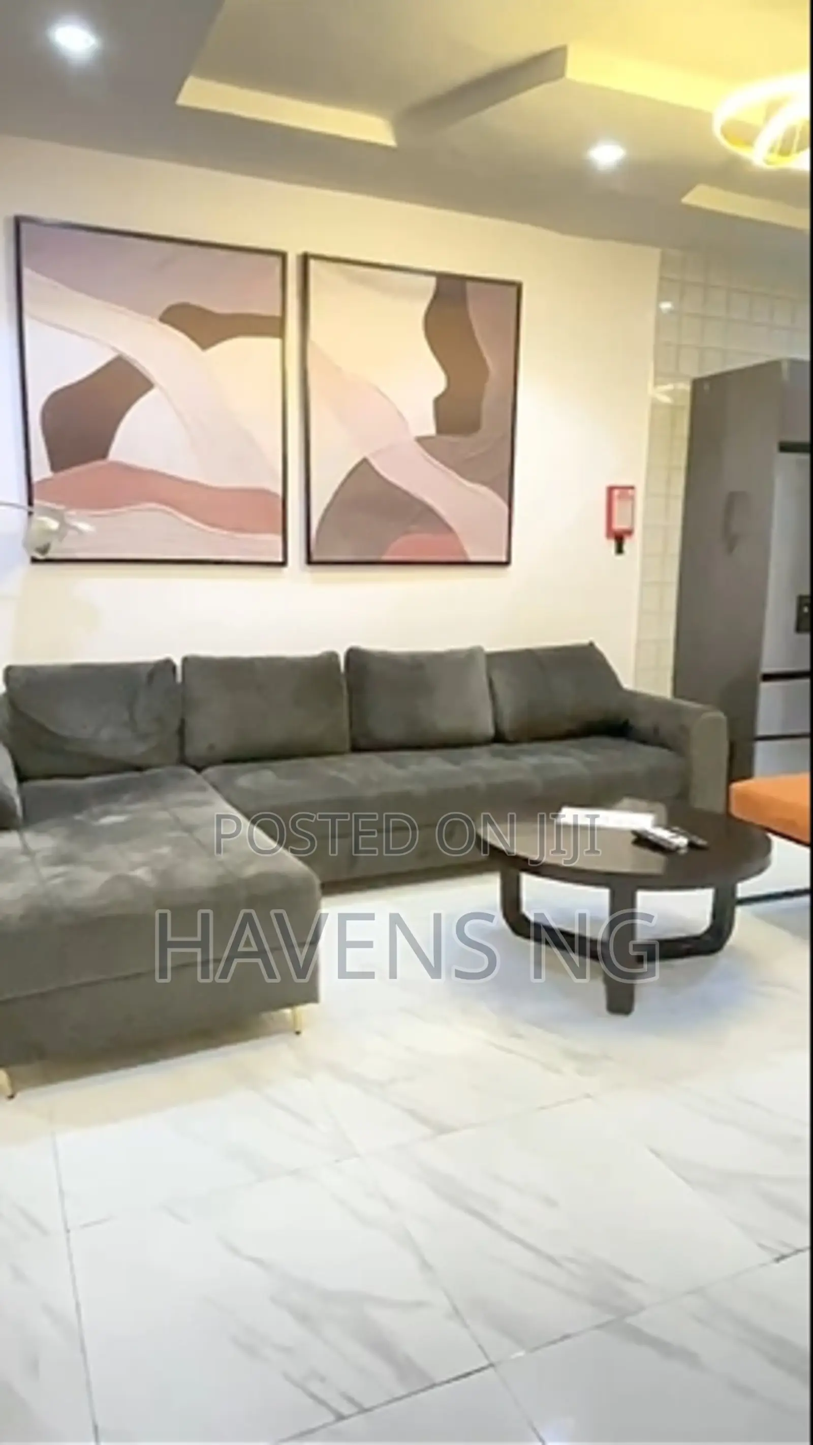 Apartment With Pool Gym in Lekki Phase 1. in Lekki Phase 1