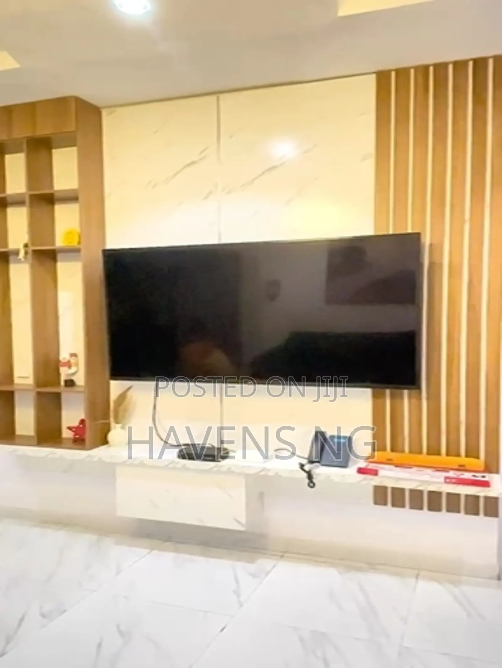 Apartment With Pool Gym in Lekki Phase 1. in Lekki Phase 1