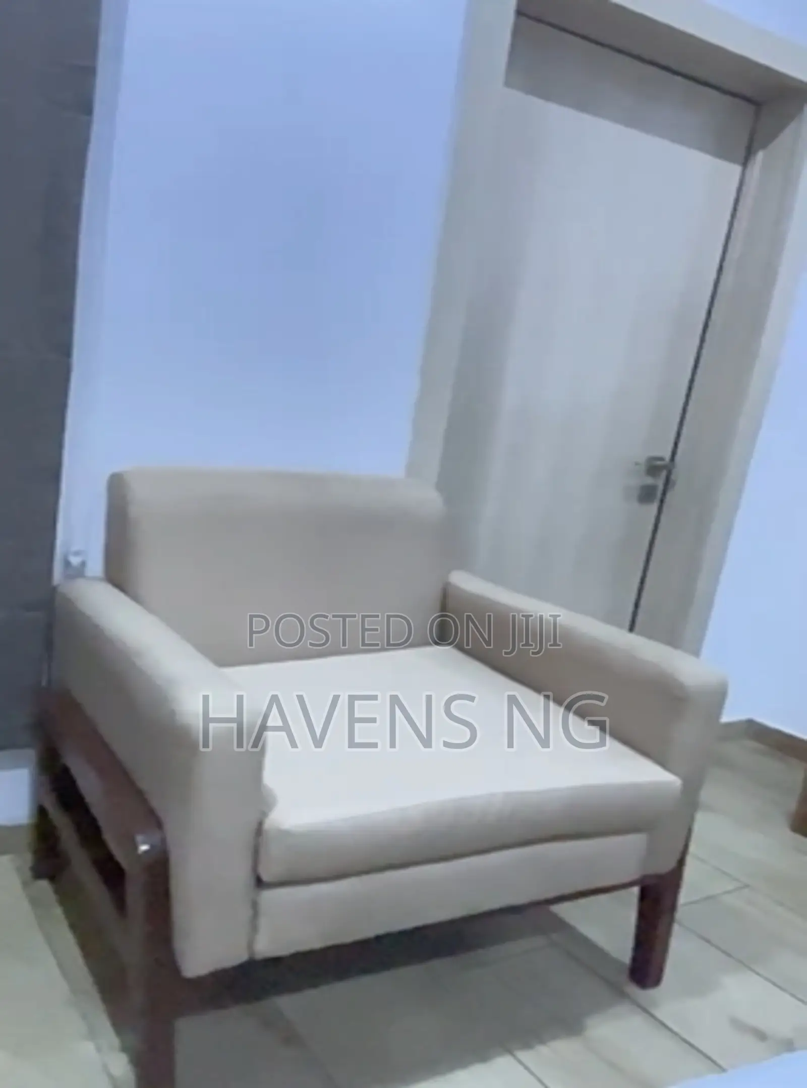 Apartment With Pool Gym in Lekki Phase 1. in Lekki Phase 1
