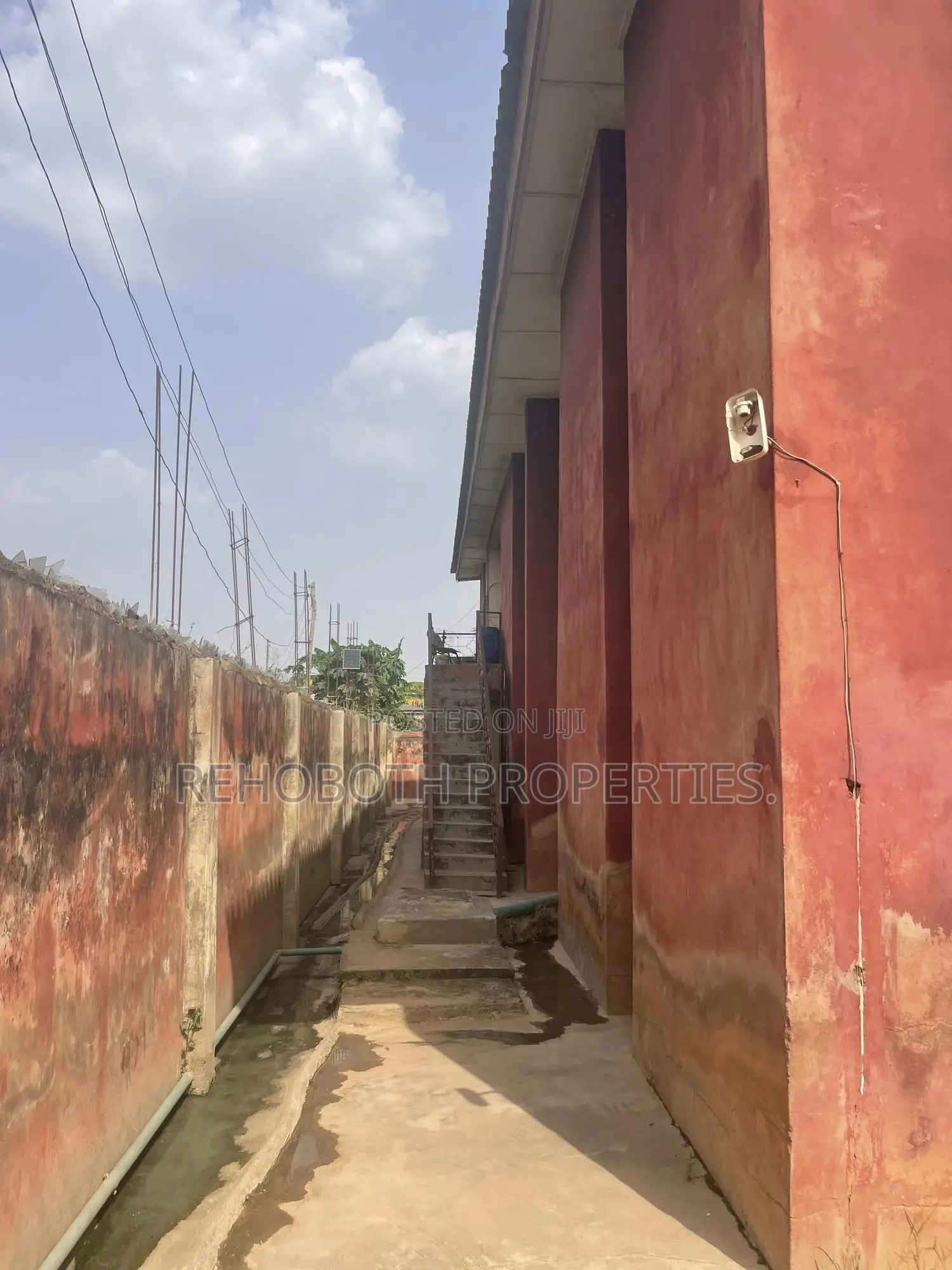10bdrm Block of Flats in Kuola, Ibadan for sale in Ibadan