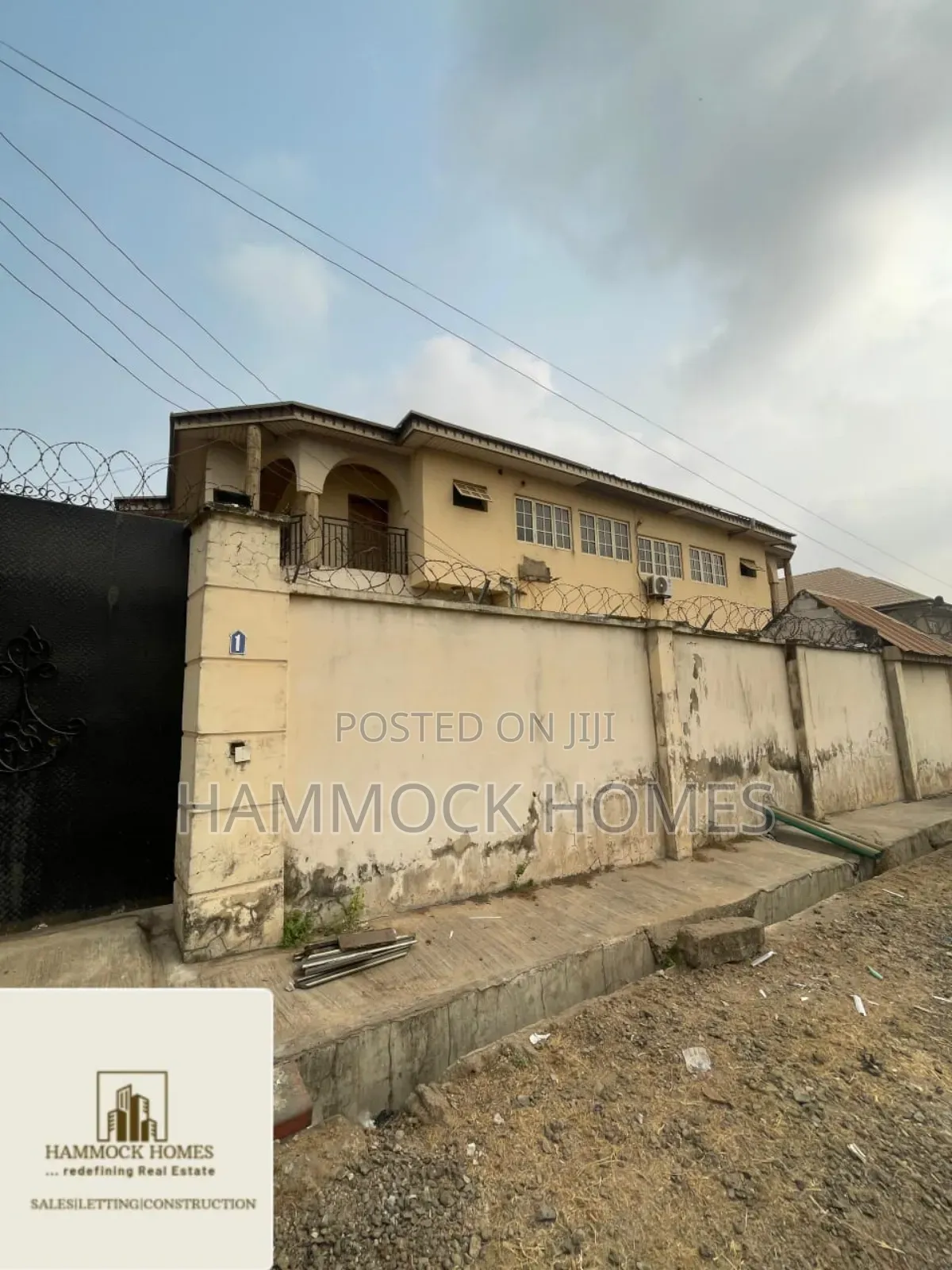 5bdrm Duplex in Alafia, Oke’Badan, Akobo for sale in Akobo