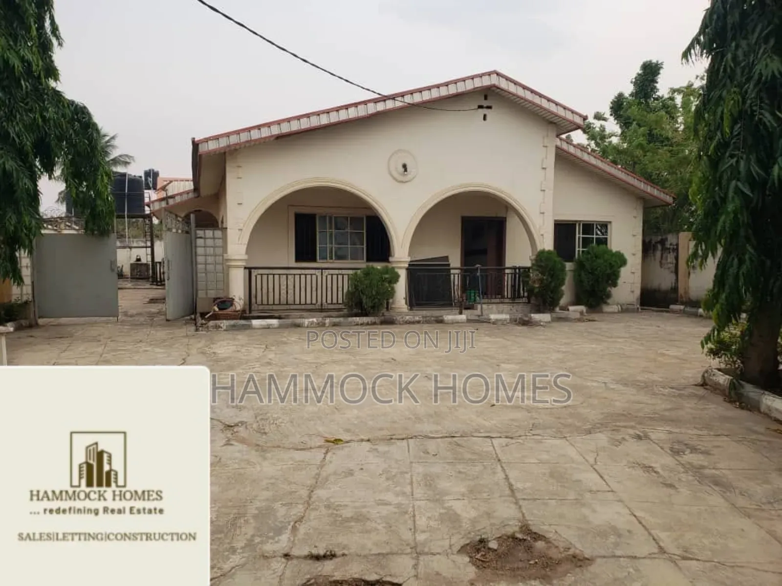 5bdrm Bungalow in Ibugbe Alafia Area, Ibadan for sale in Ibadan