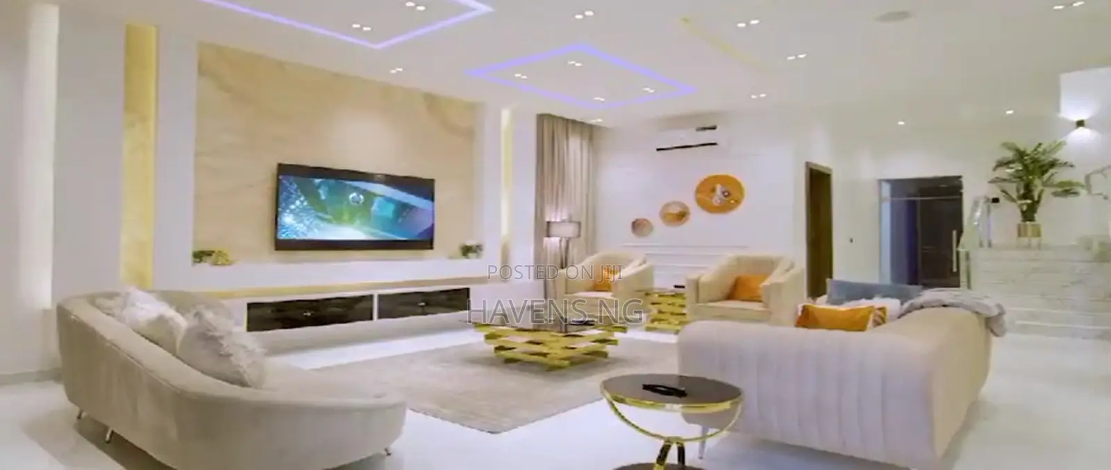 5-Bedroom Fully Detached Home With Playstation 5 in Lekki Phase 1