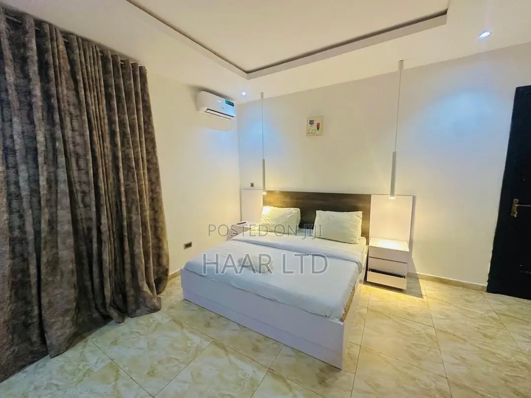 Self Serviced 2 Bedroom Apartment With Gym in Ikate
