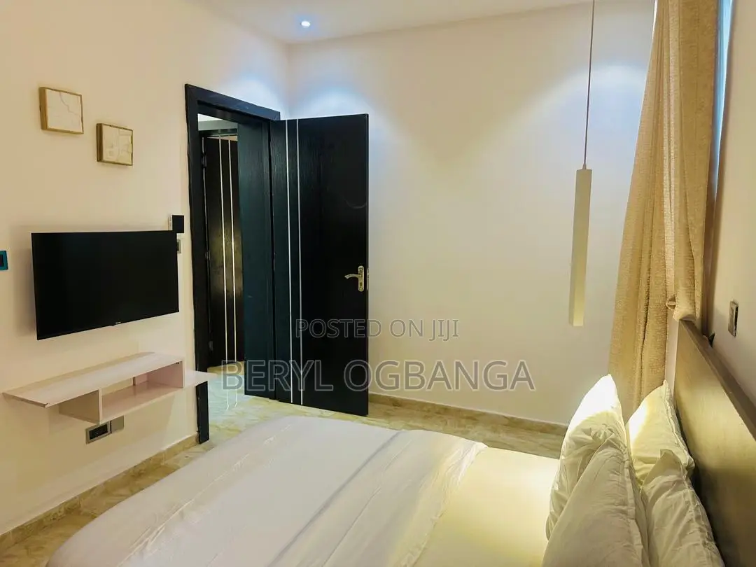 Self Serviced 2 Bedroom Apartment With Gym in Ikate