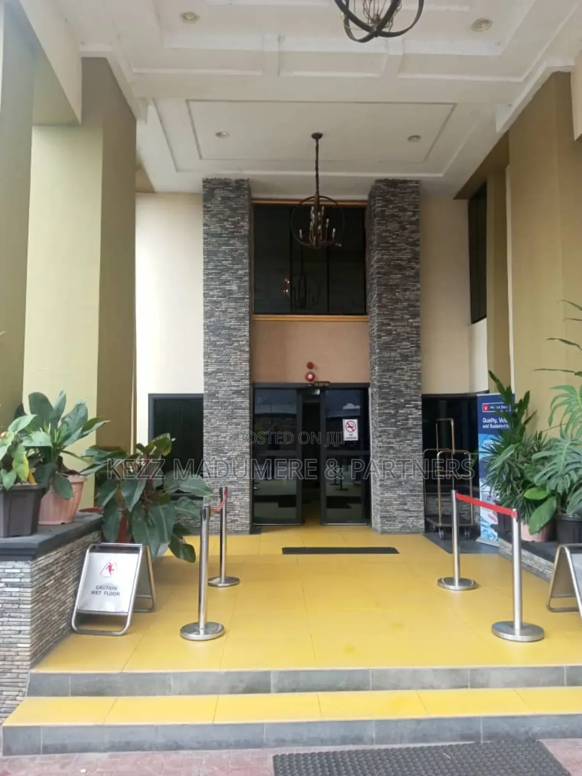 For Sale : Functional 47 Rooms Hotel in Owerri , Imo State in Port-Harcourt