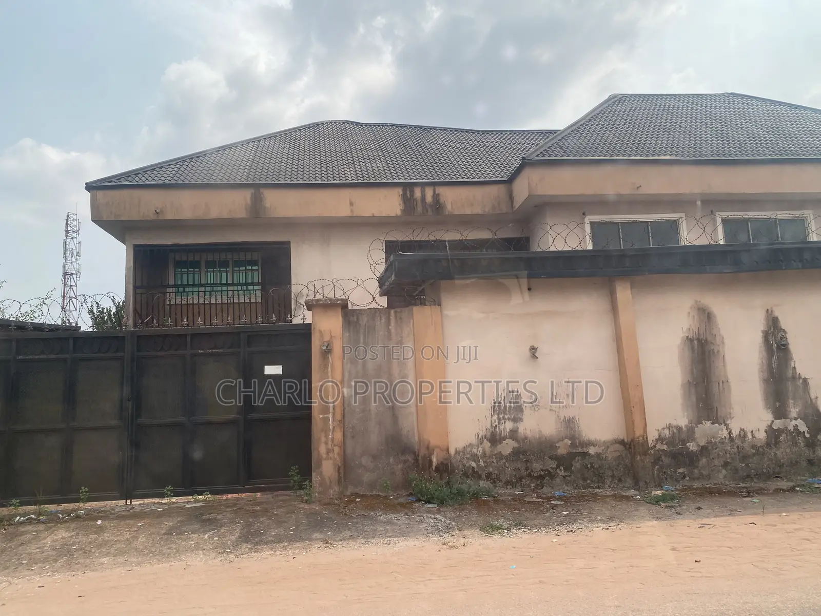 Furnished 11bdrm Duplex in Benin City for sale in Benin City