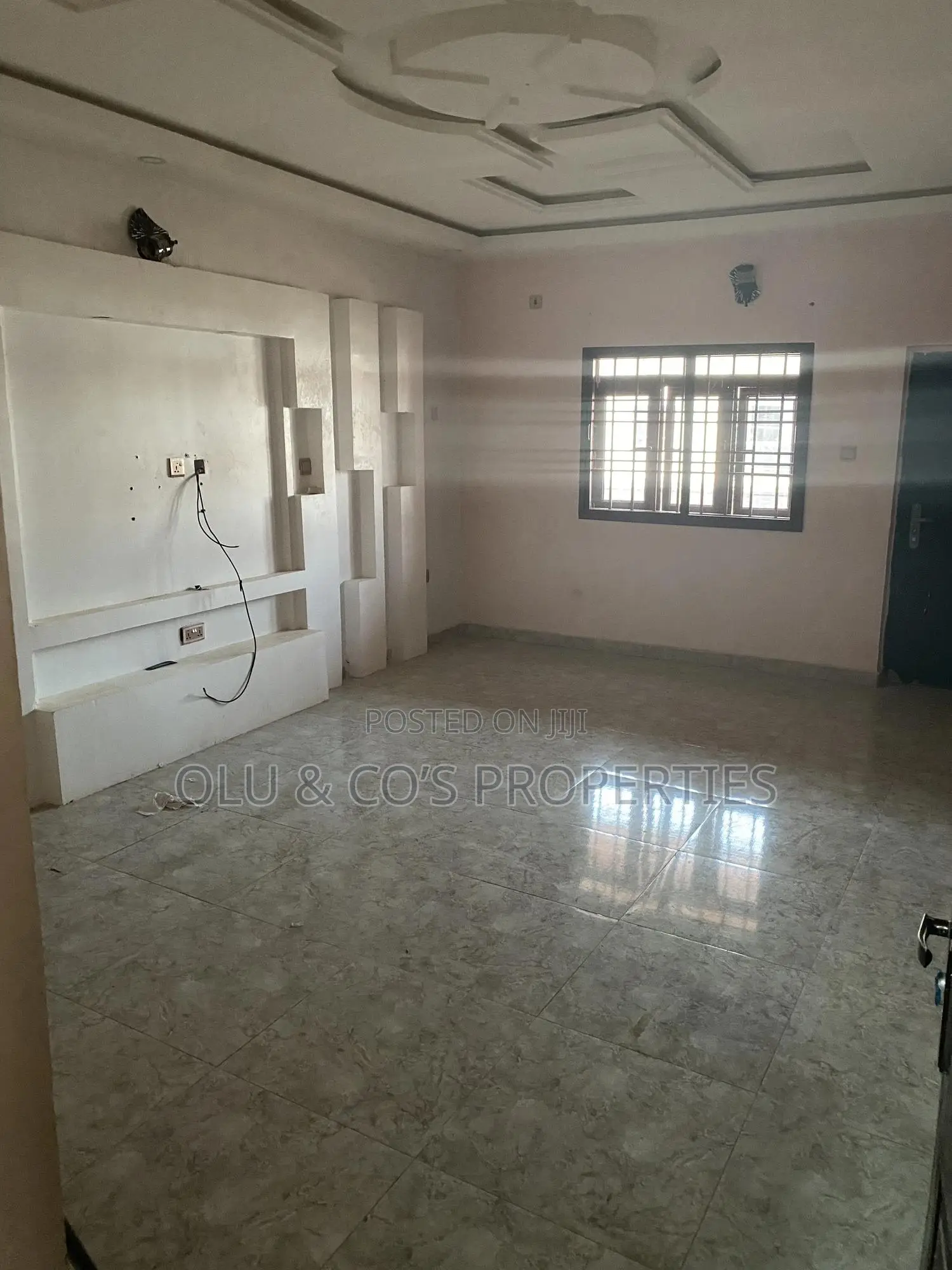4bdrm Duplex in An Estate Around Nut for rent in Lugbe District