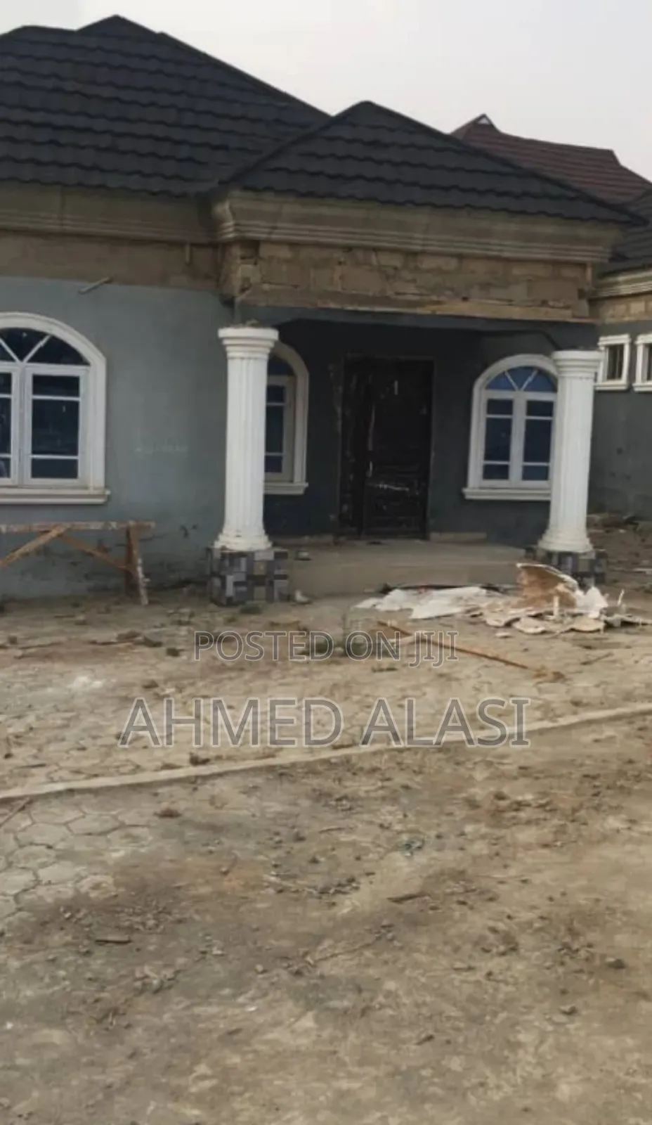 18bdrm Bungalow in Mini Estate, Ado Ekiti for sale in Ado Ekiti