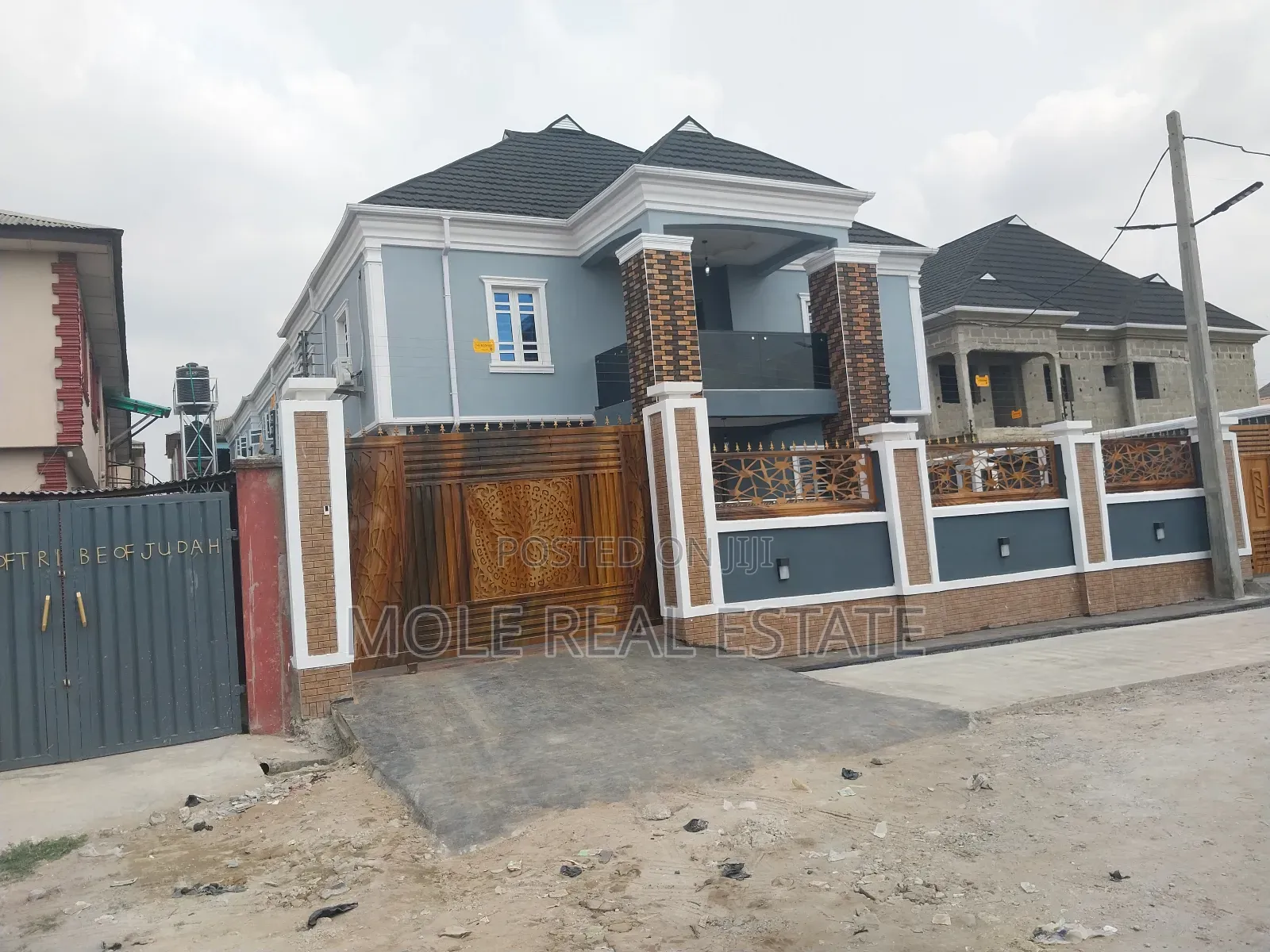 3bdrm Duplex in Gowon, Egbeda / Egbeda for sale in Egbeda / Egbeda