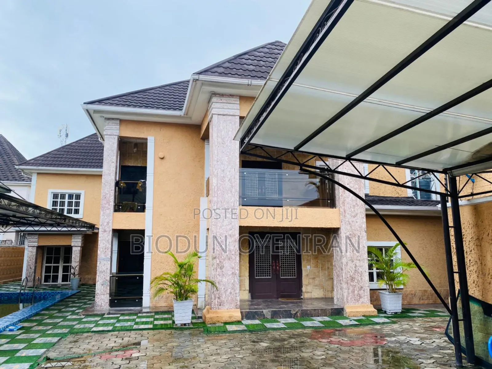 Furnished 6bdrm Duplex in Apple Junction for sale in Apple Junction