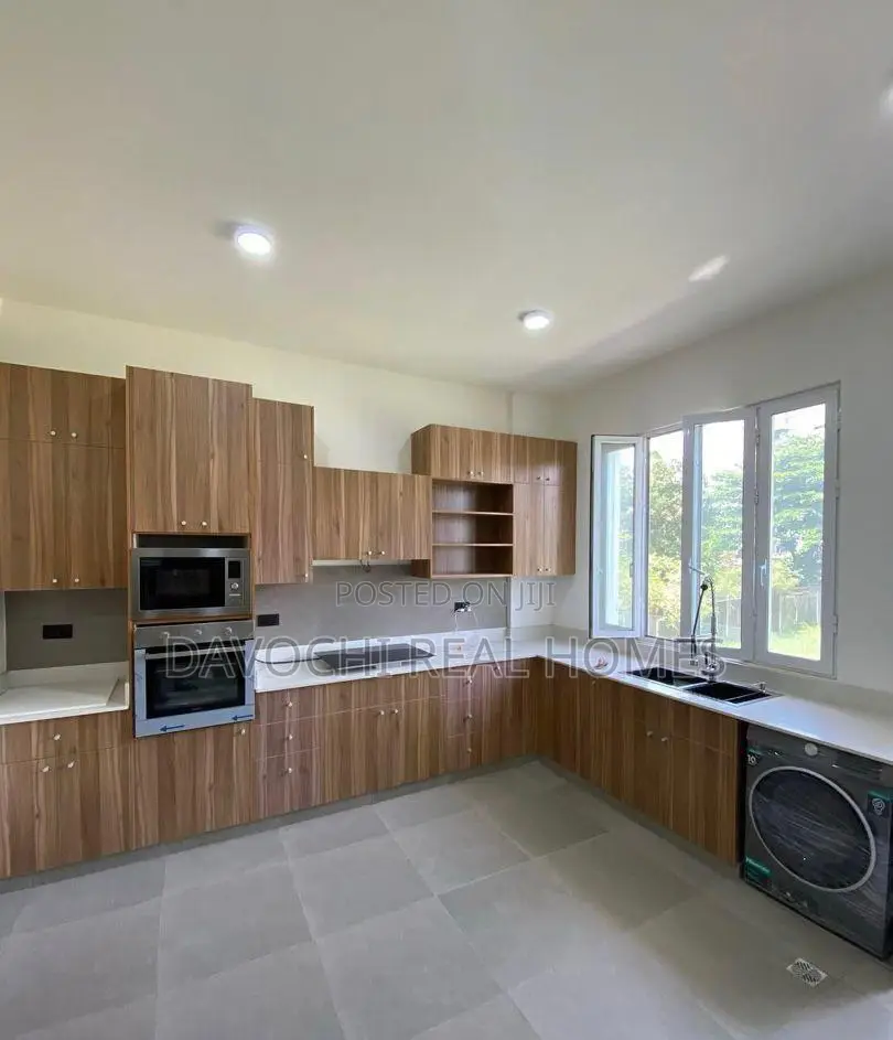 3bdrm Apartment in Vi, Lagos, Victoria Island Extension for rent in Victoria Island Extension
