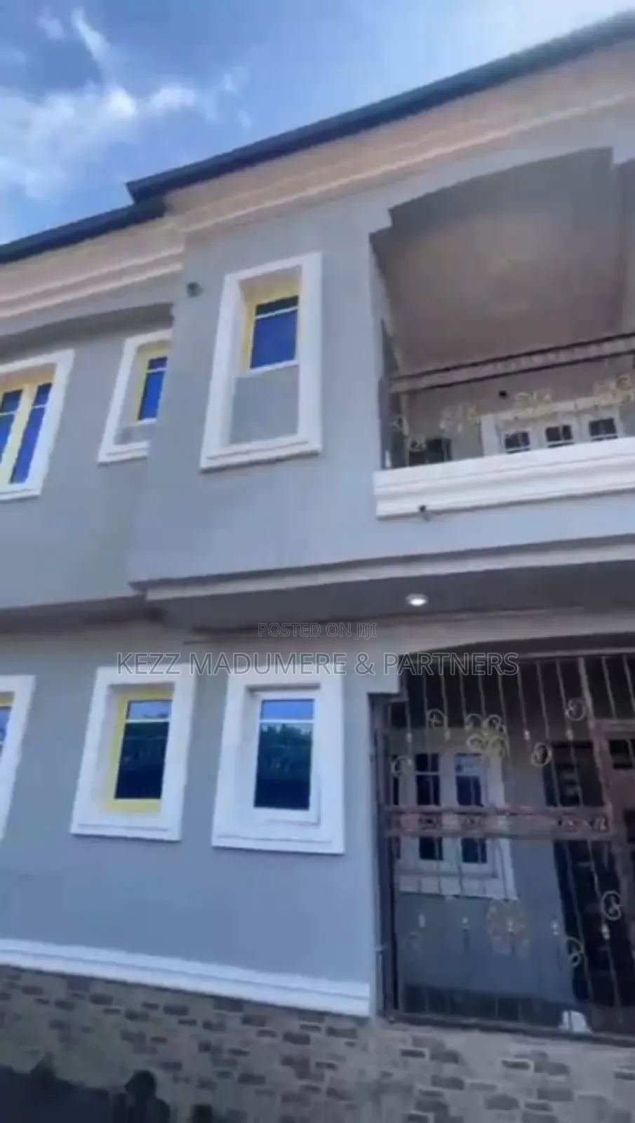 8bdrm Block of Flats in Sunrise Estate , for sale in Enugu